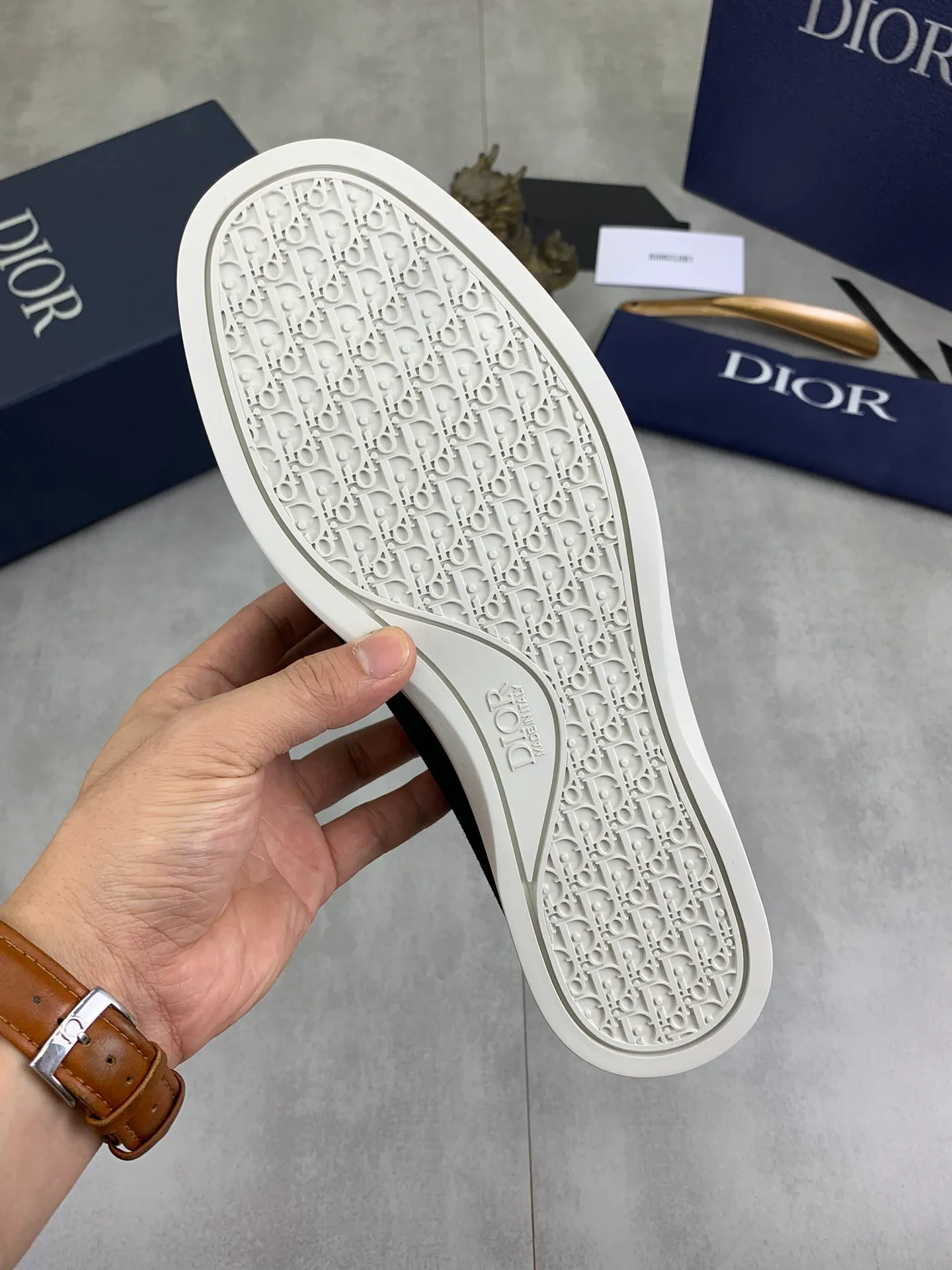 Men's shoes 💰P542 New 💰Higher version 💎💎💎Dior original 1:1 replica! Top Italian purchasing agent! Men's business casual leather shoes, original imported calfskin upper, ultimate texture, gentleman style, imported water-dyed cowhide inside, top-quality original Italian rubber outsole, first-class workmanship, top quality! Size: 39-44 (38 45 customized) 3️⃣ colors available